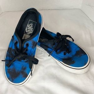 Kid’s canvas vans size 12. Black and Blue tie-dye.